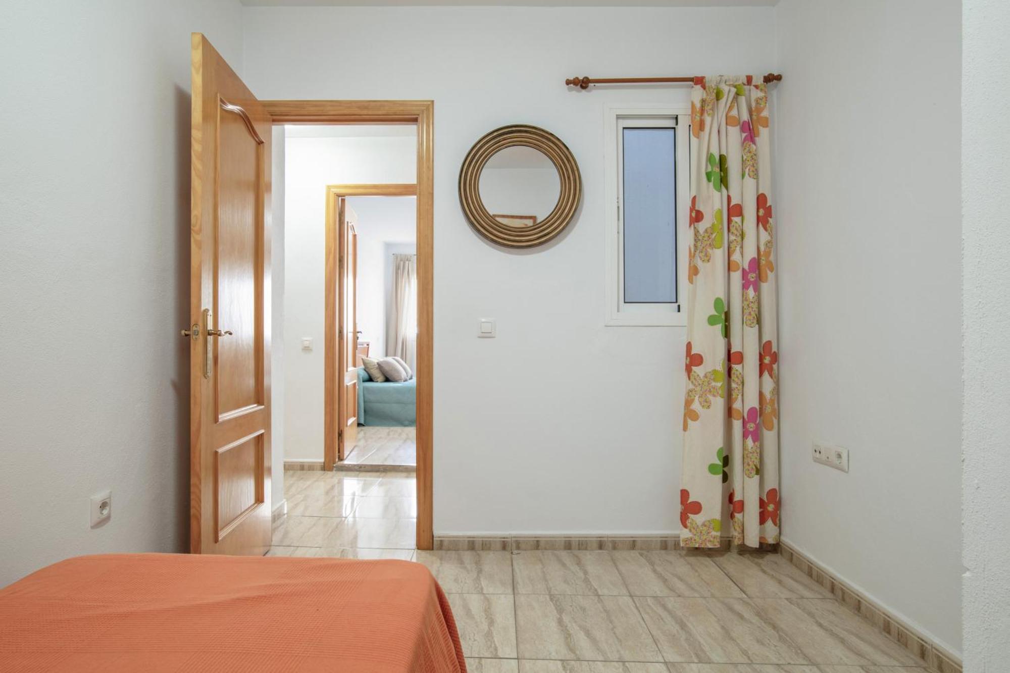 Holiday home Piso Ureba, Bajo *